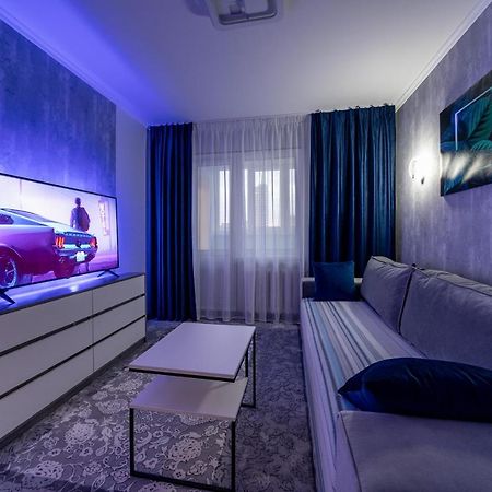 Modern 3 Bedroom Apartment Kiev Esterno foto