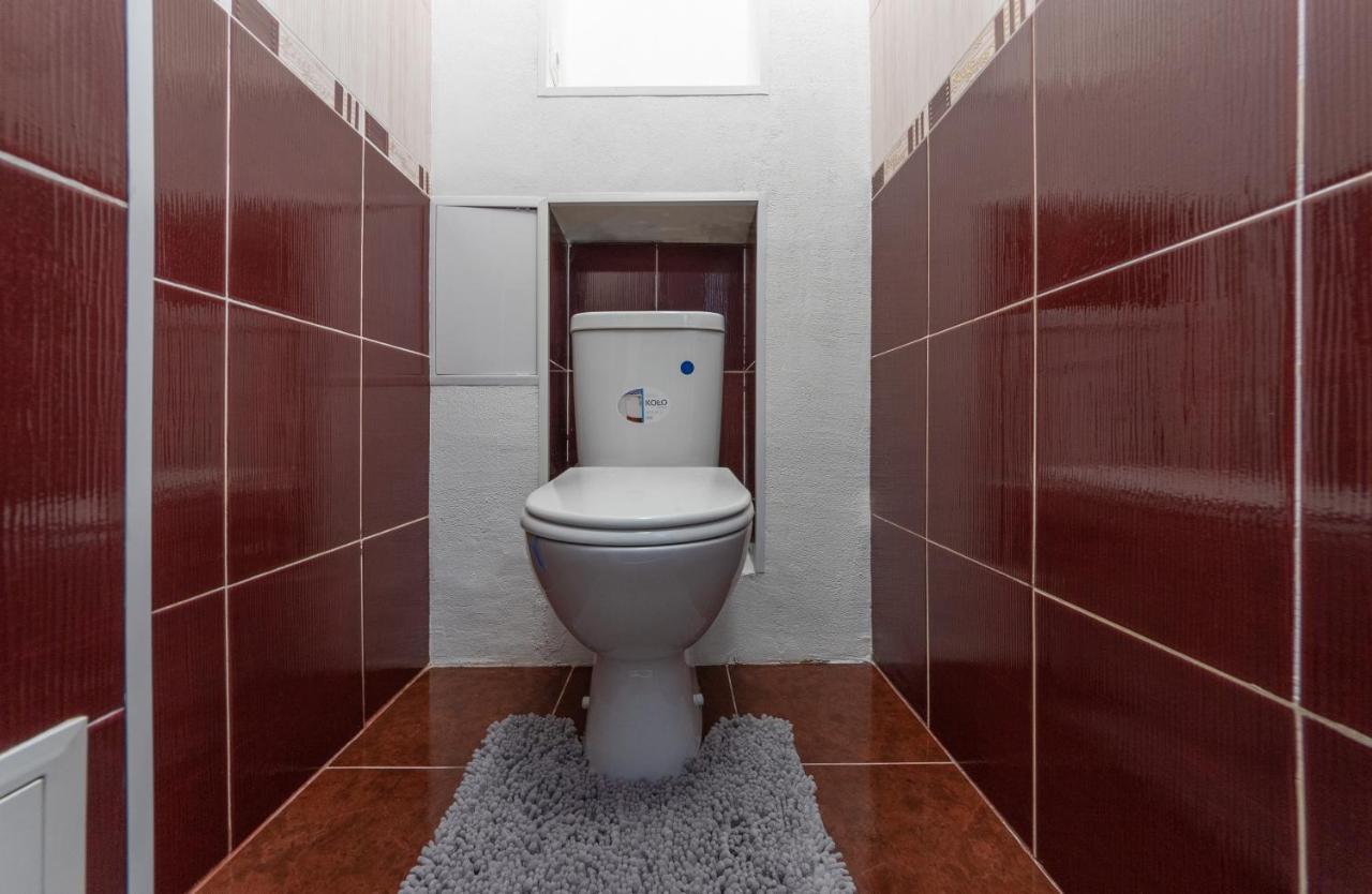 Modern 3 Bedroom Apartment Kiev Esterno foto